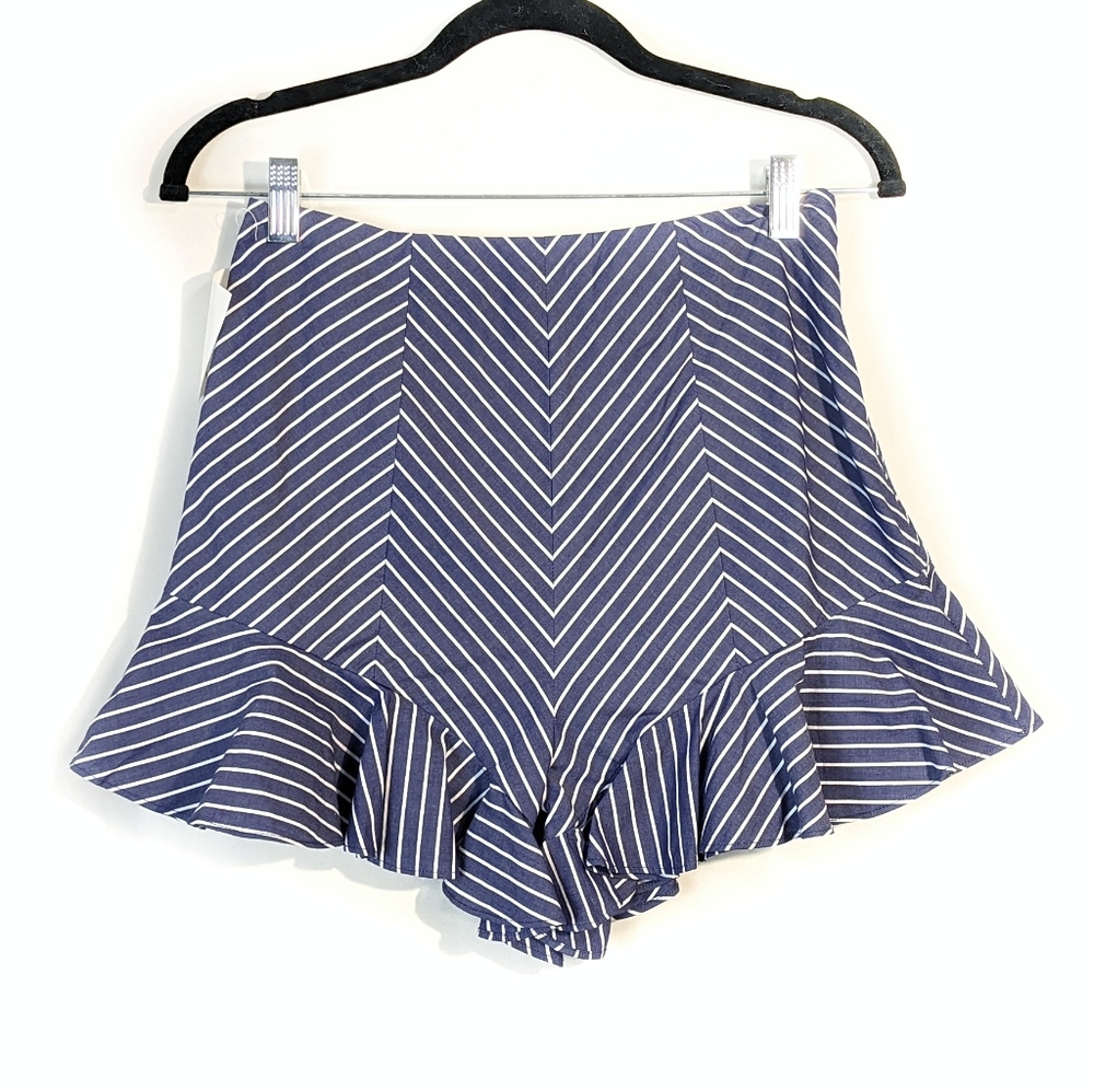🏖NWT Fame & Partners Gilroy Striped Ruffle Shorts